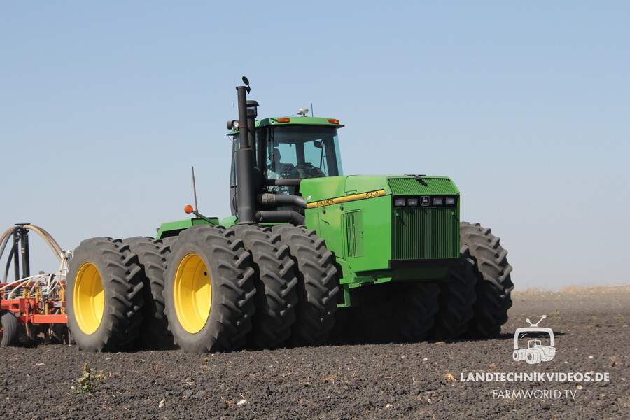 John Deere 8970 - farmworld.tv